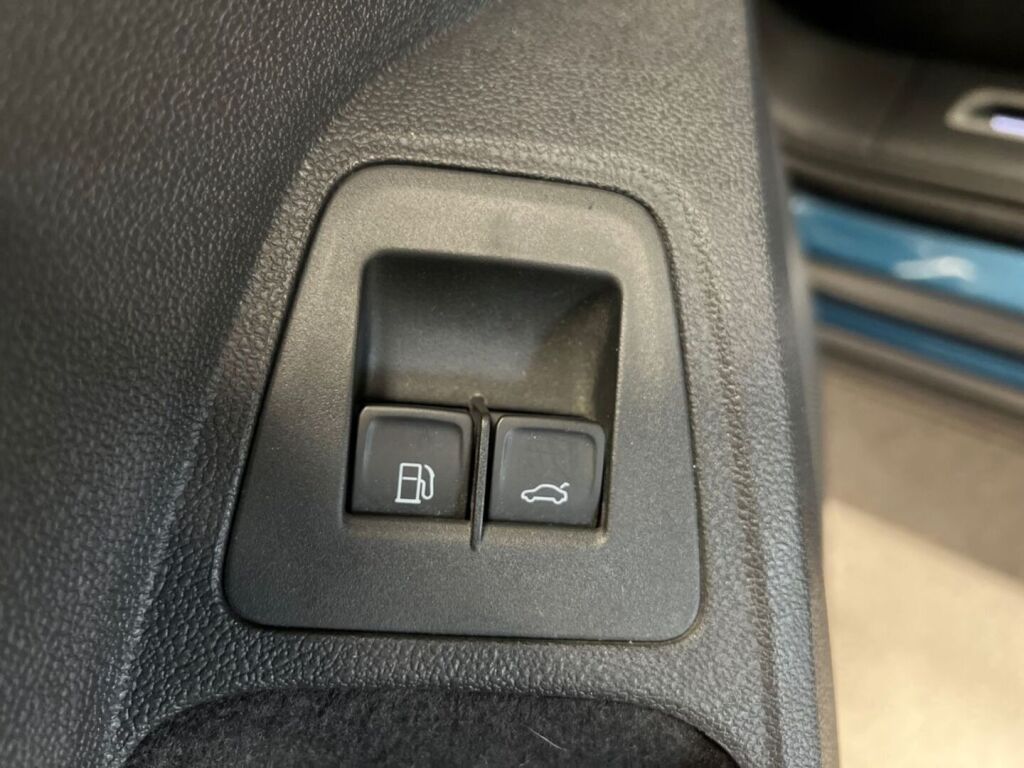 Volkswagen Tiguan 2022 Sininen