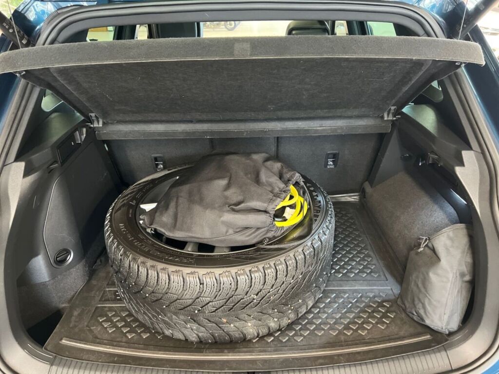 Volkswagen Tiguan 2022 Sininen