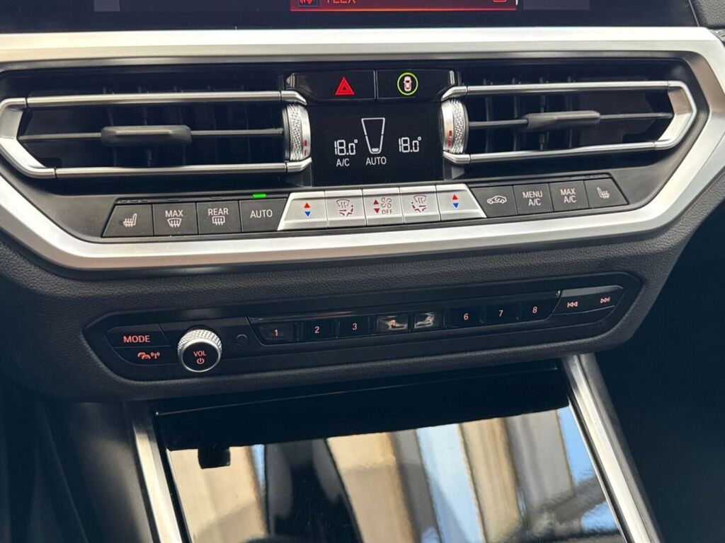 BMW 320 2022 Musta