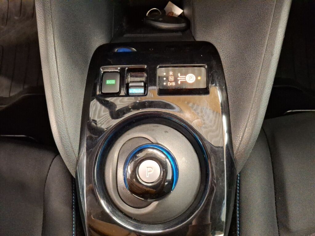 Nissan Leaf 2019 Valkoinen