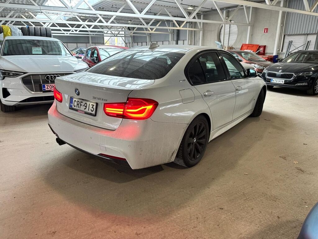 BMW 330 2017 Valkoinen