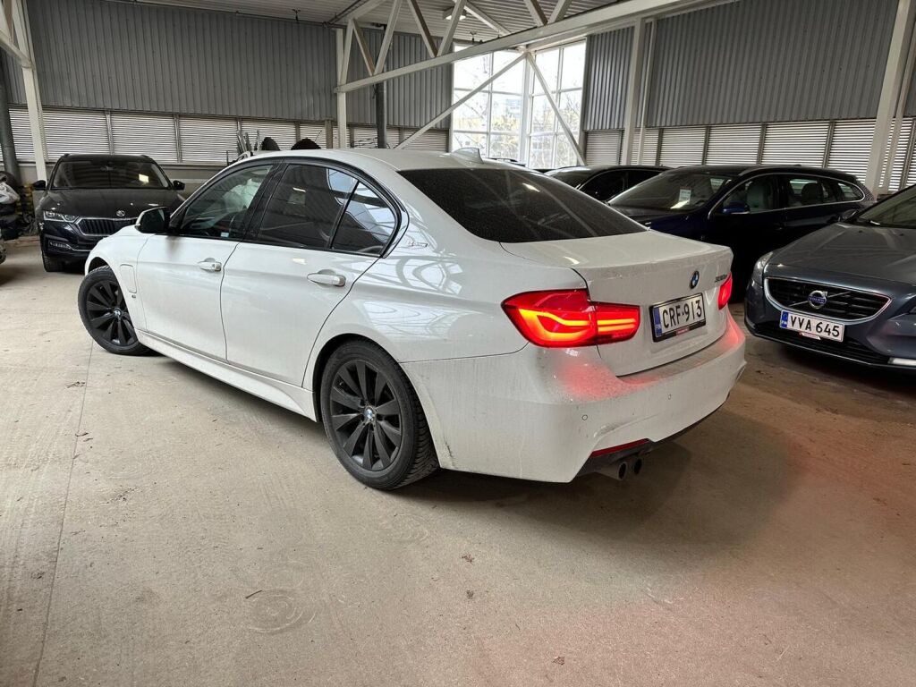 BMW 330 2017 Valkoinen