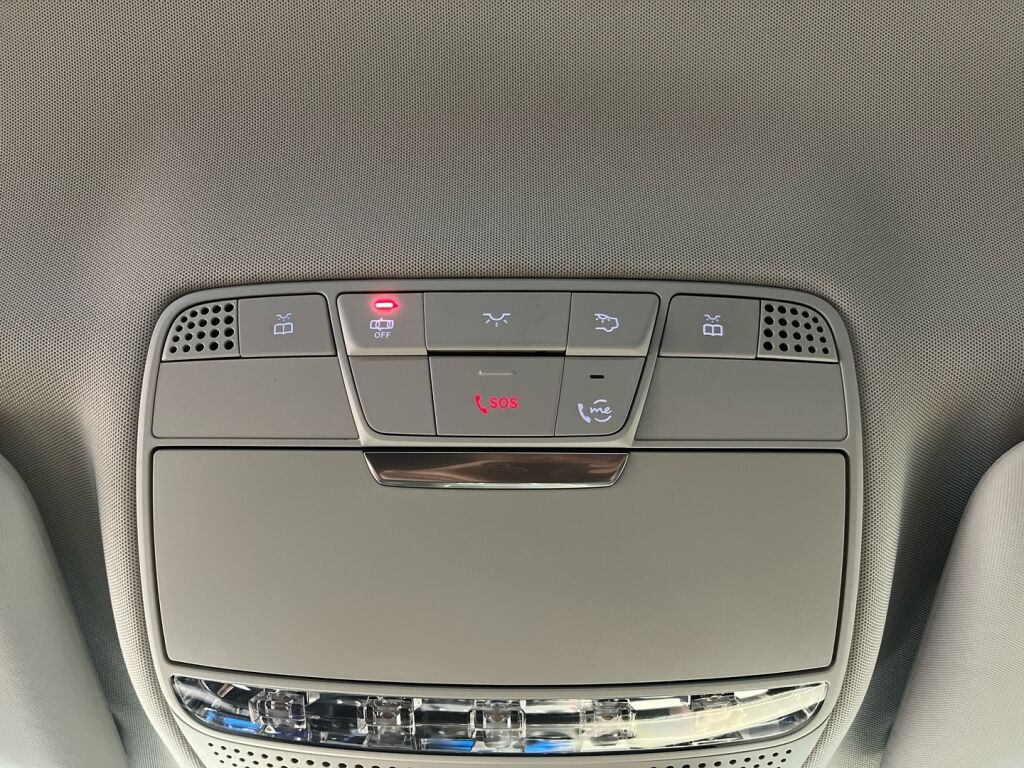 Mercedes-Benz E 2022 Musta