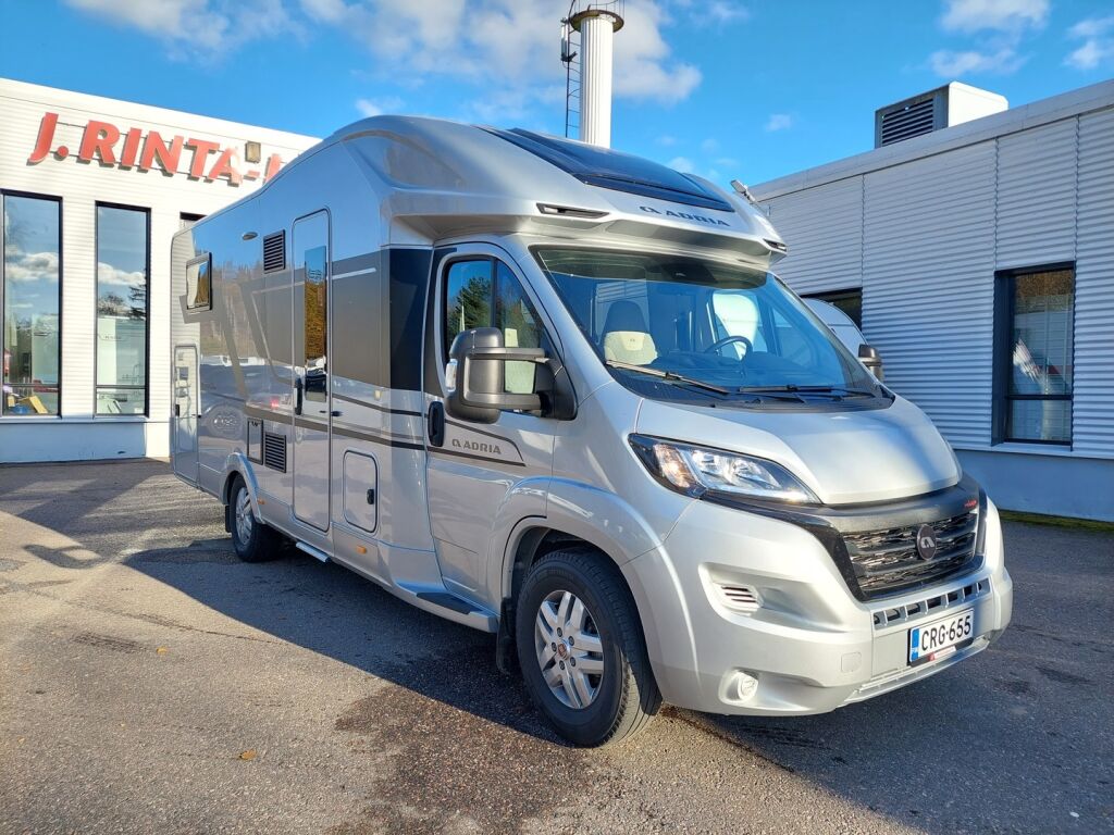 Adria Matrix Supreme 670 SL 2022 Harmaa