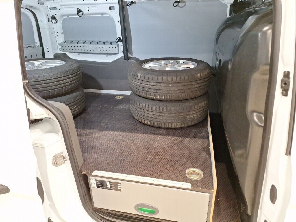 Ford Transit Connect 2022 Valkoinen