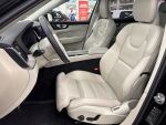 Volvo XC60 2023 Musta