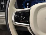 Volvo XC60 2023 Musta