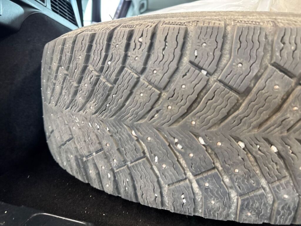 Ford Kuga 2023 Sininen