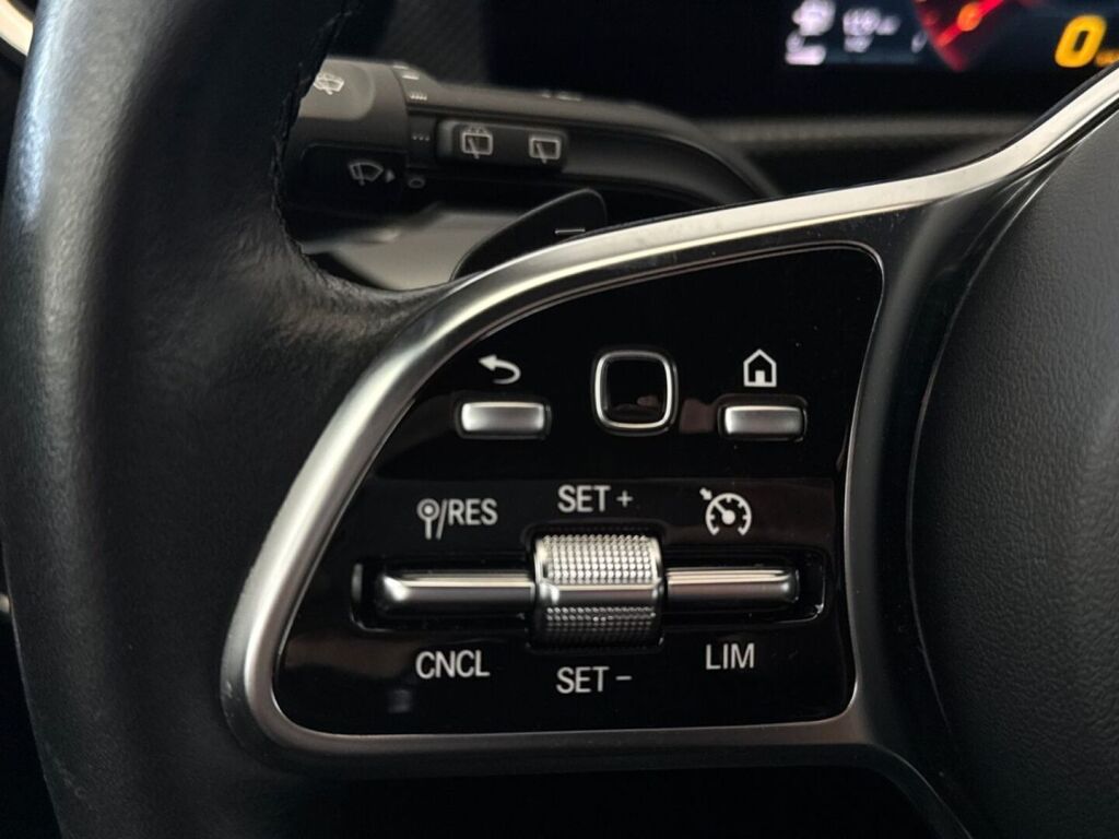 Mercedes-Benz CLA 2023 Harmaa