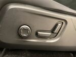 Volvo XC40 2023 Musta