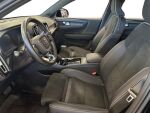 Volvo XC40 2023 Musta