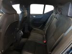 Volvo XC40 2023 Musta
