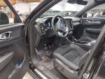 Volvo XC40 2023 Musta