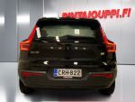 Volvo XC40 2023 Musta