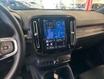 Volvo XC40 2023 Musta
