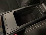 Volvo XC40 2023 Musta