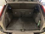 Volvo XC40 2023 Musta