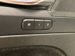 Volvo XC40 2023 Musta