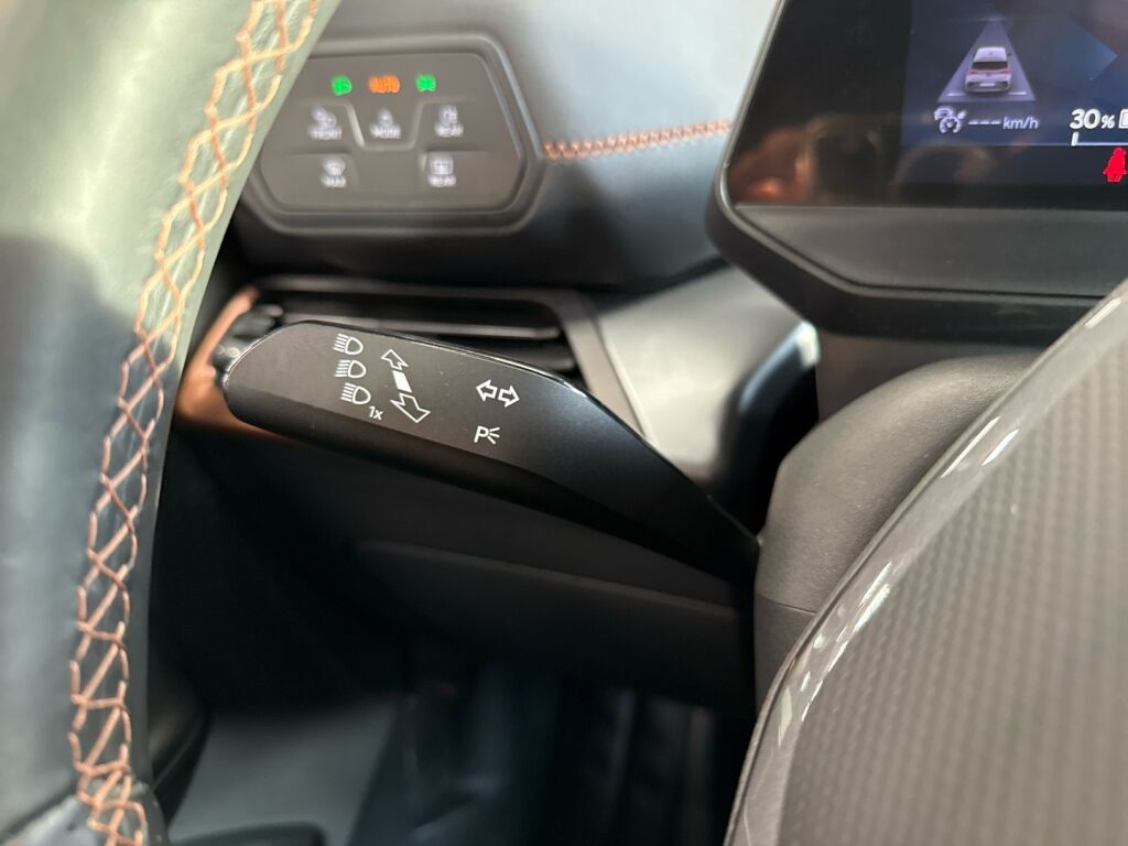 Cupra Born 2023 Harmaa