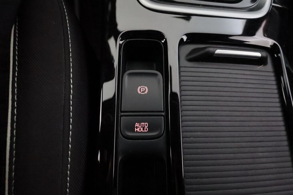 Kia ProCeed 2023 Punainen