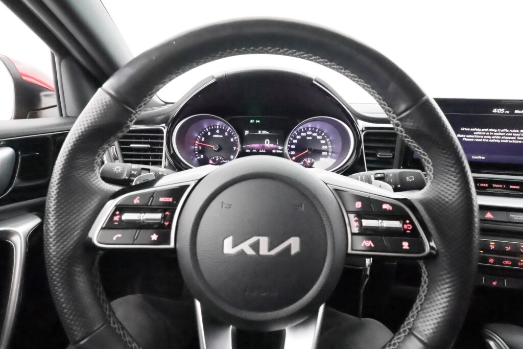 Kia ProCeed 2023 Punainen