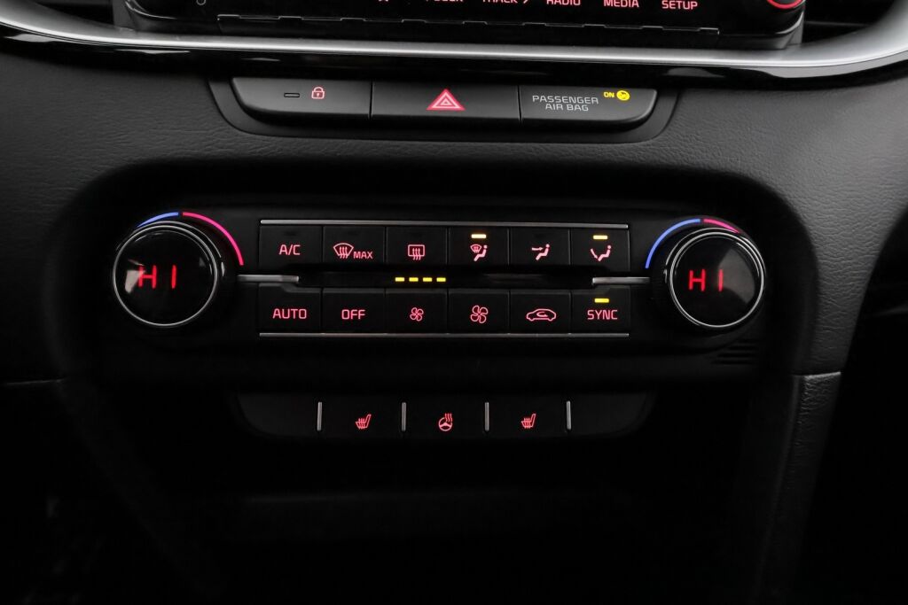 Kia ProCeed 2023 Punainen