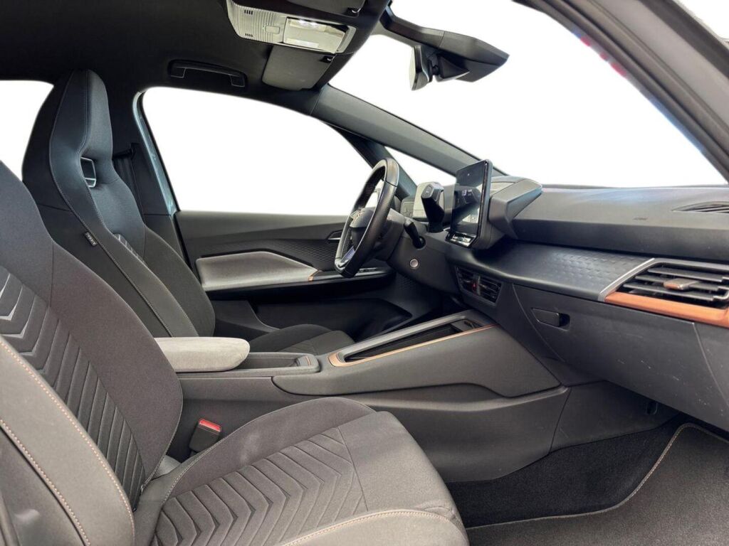 Cupra Born 2023 Harmaa