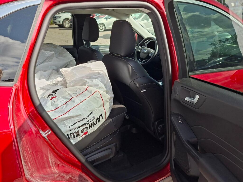 Ford Kuga 2023 Lucid Red