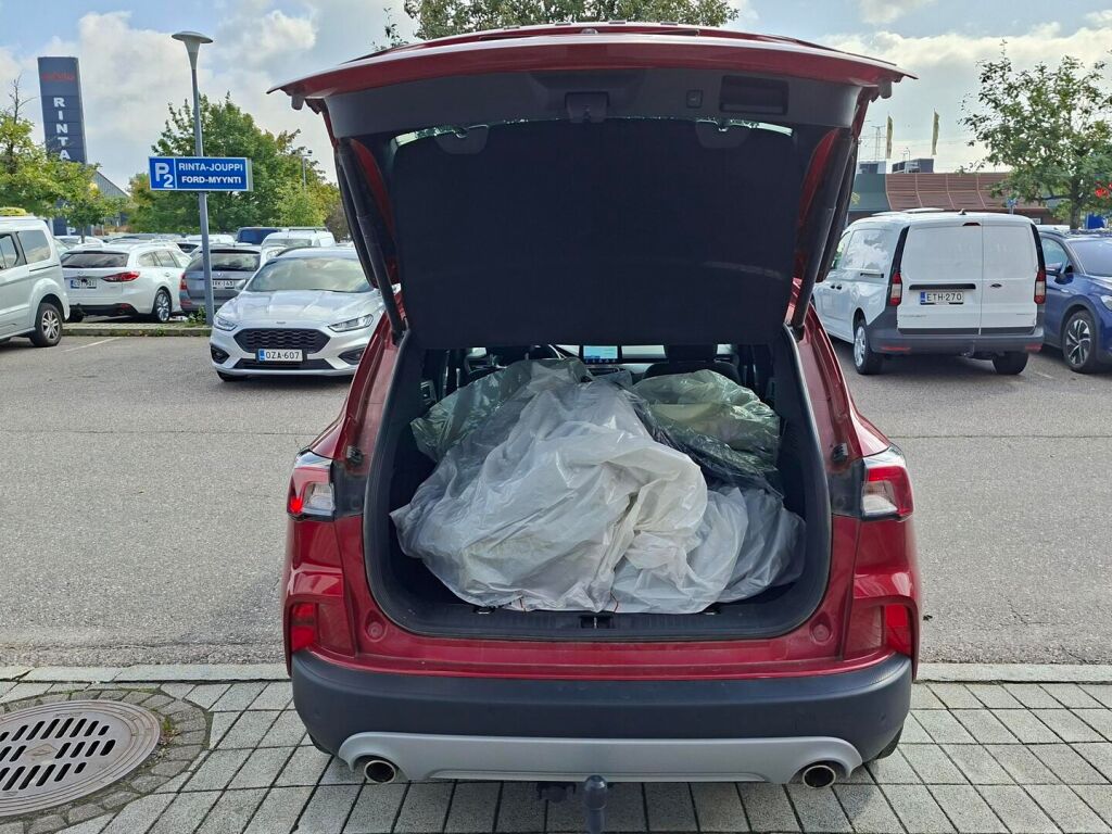 Ford Kuga 2023 Lucid Red