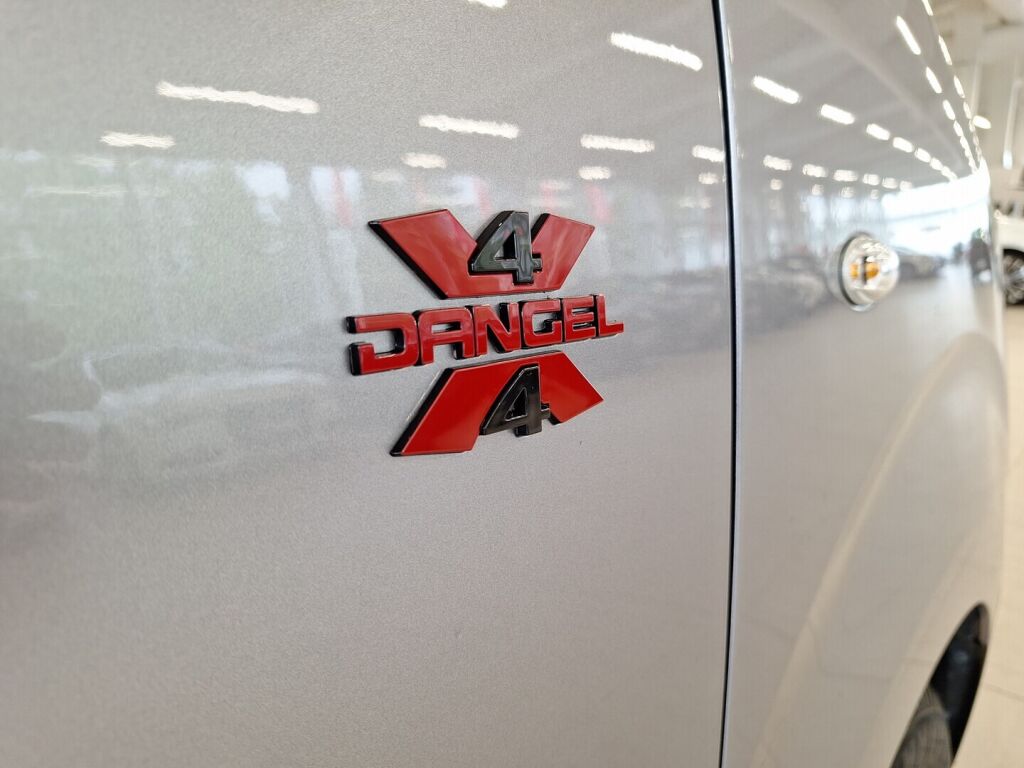 Toyota Proace 2023 Harmaa