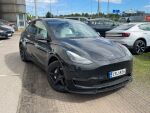 Tesla Model Y 2023 Musta