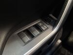 Toyota RAV4 2021 Musta
