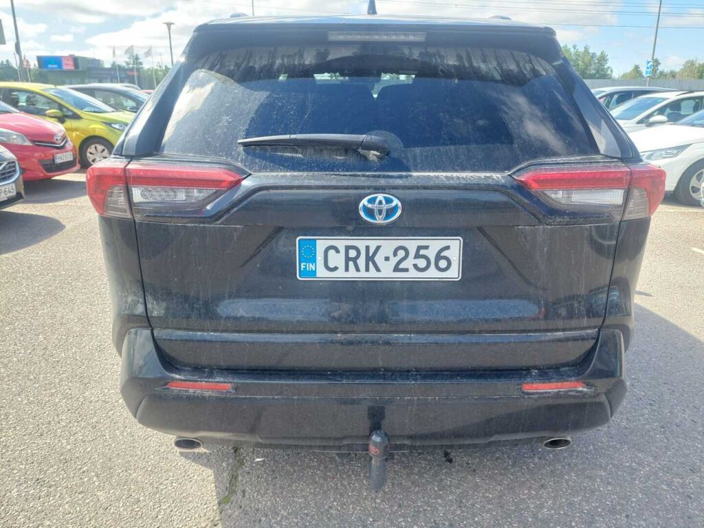 Toyota RAV4 2021 Musta