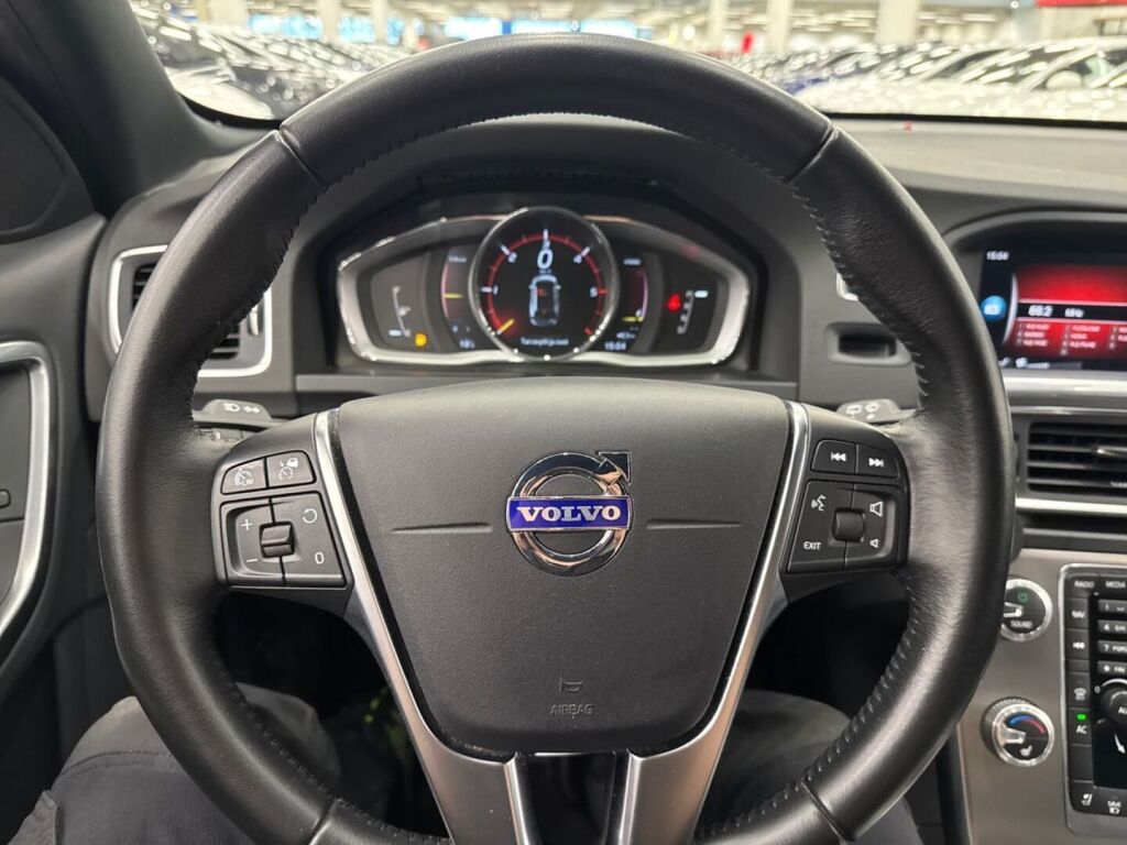 Volvo V60 2018 Hopea