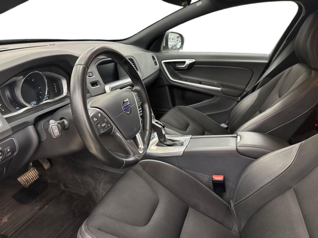 Volvo V60 2018 Hopea