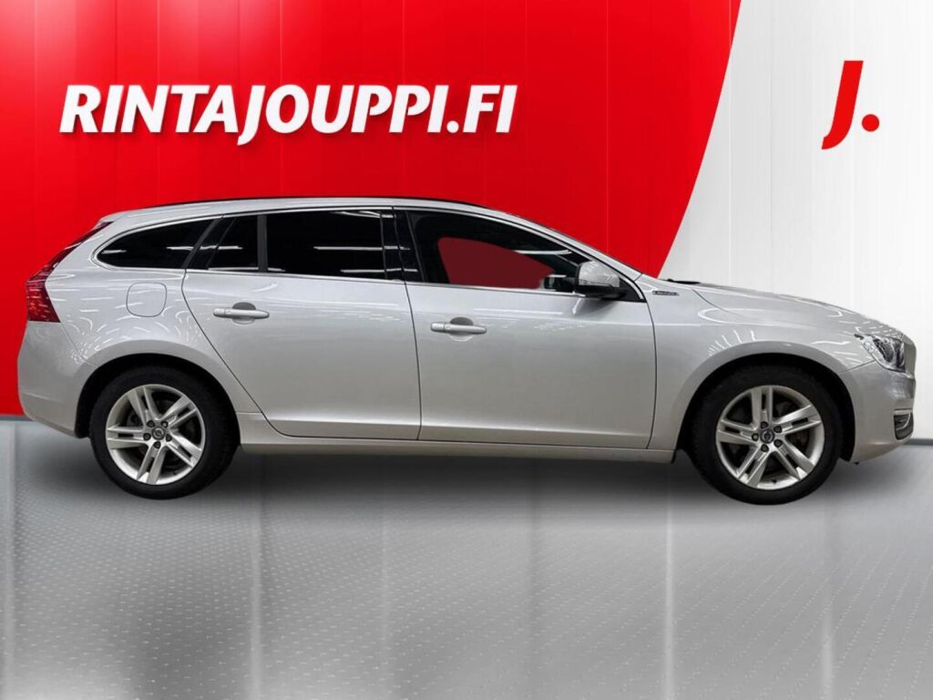 Volvo V60 2018, kuva 7/28