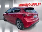 Ford Focus 2023 Punainen