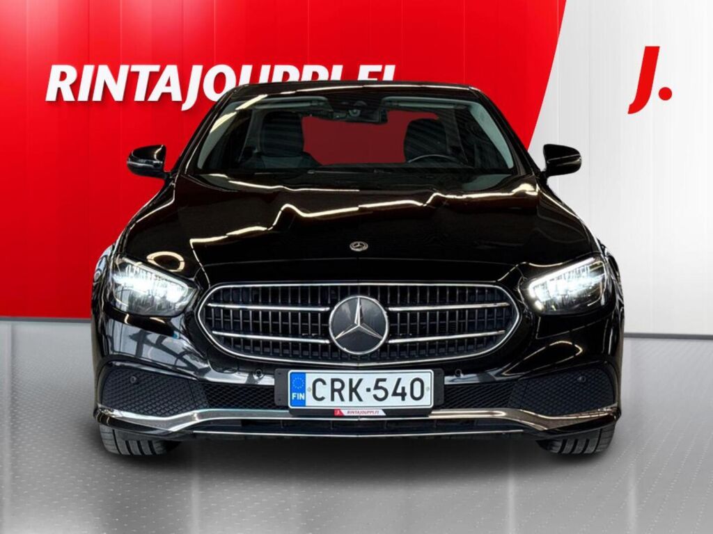 Mercedes-Benz E 2023 Musta