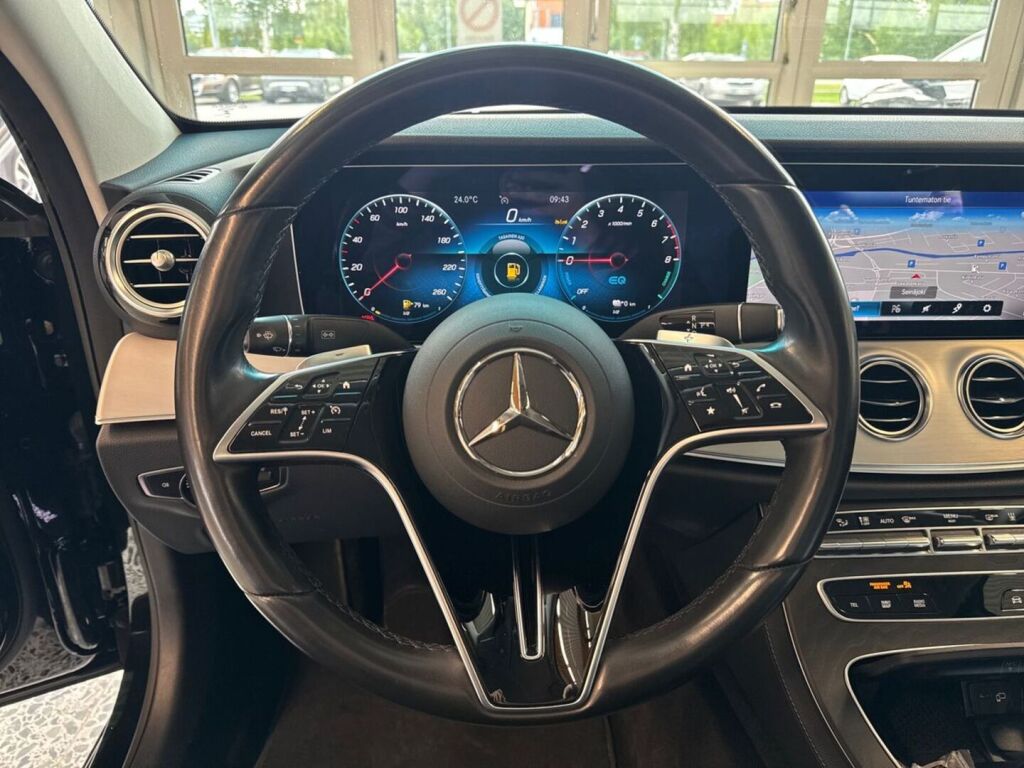 Mercedes-Benz E 2023 Musta