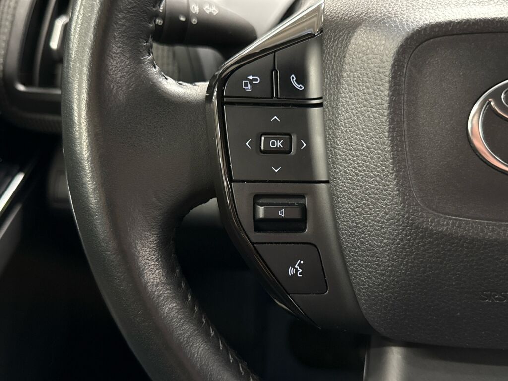 Toyota bZ4X 2023 Musta