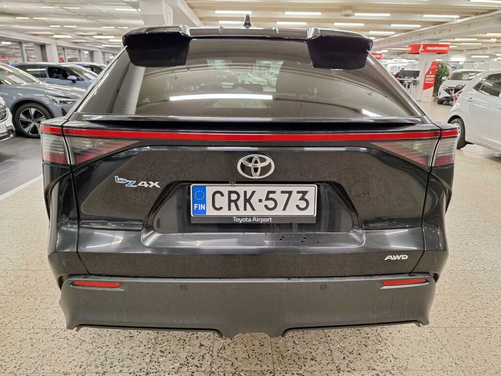 Toyota bZ4X 2023 Musta