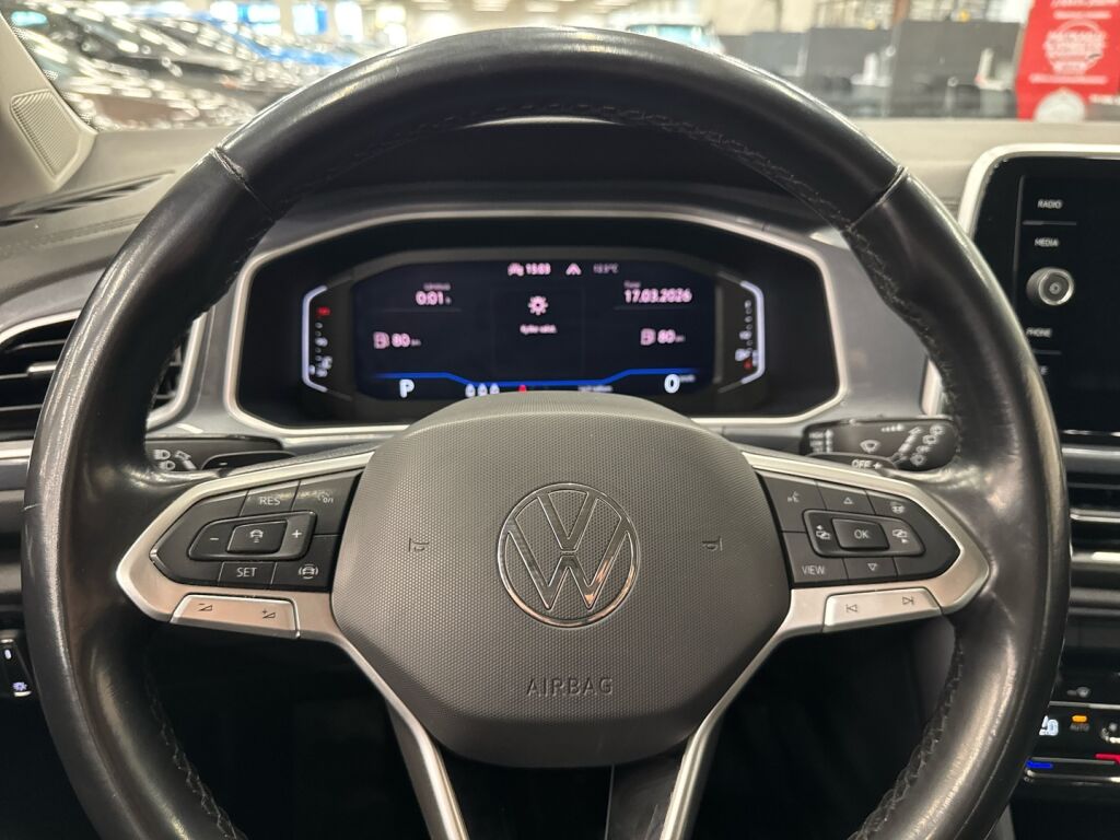 Volkswagen T-Roc 2023 Musta