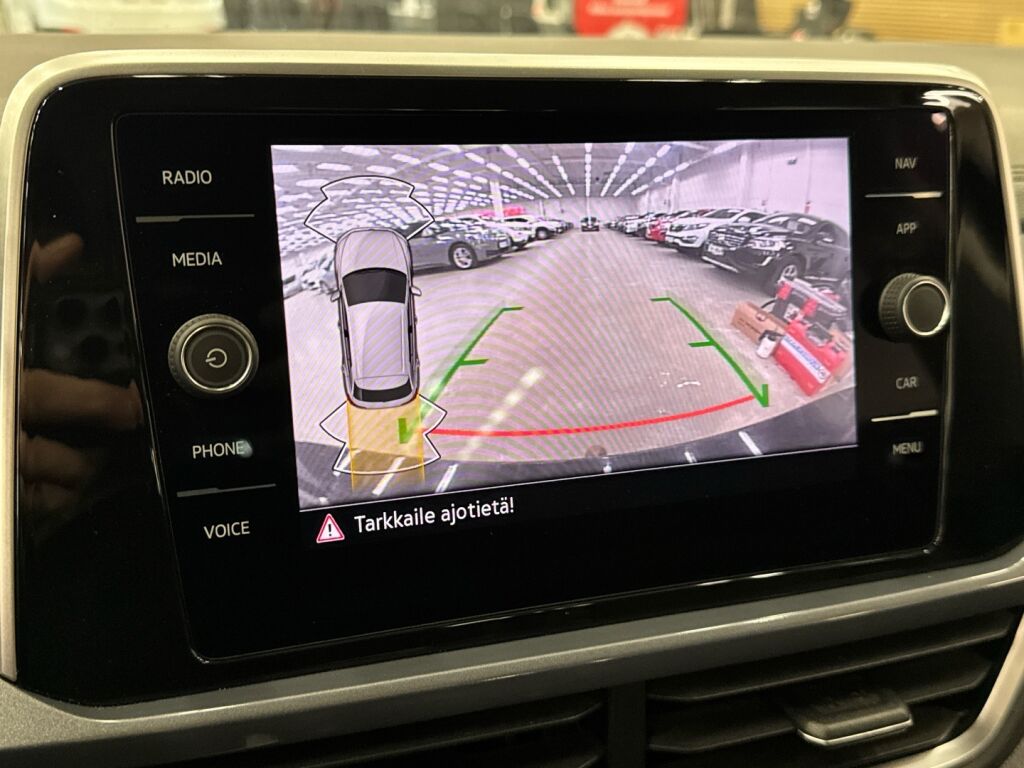 Volkswagen T-Roc 2023 Musta