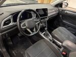 Volkswagen T-Roc 2023 Musta