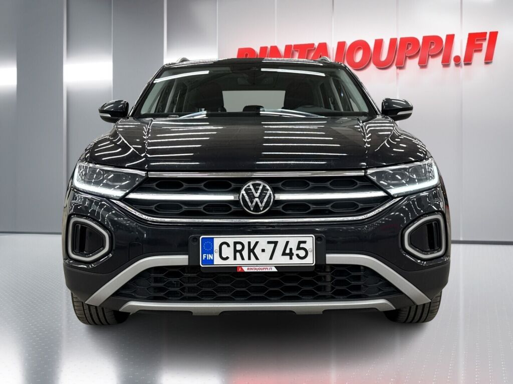 Volkswagen T-Roc 2023 Musta
