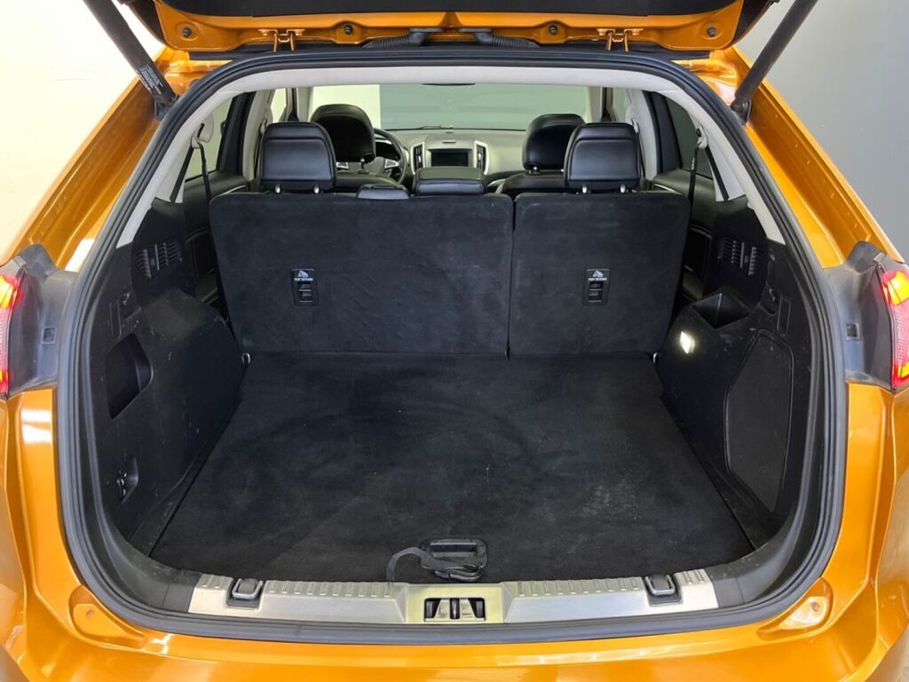Ford Edge 2016 Oranssi