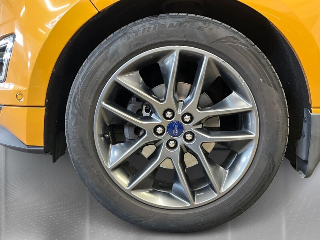 Ford Edge 2016 Oranssi