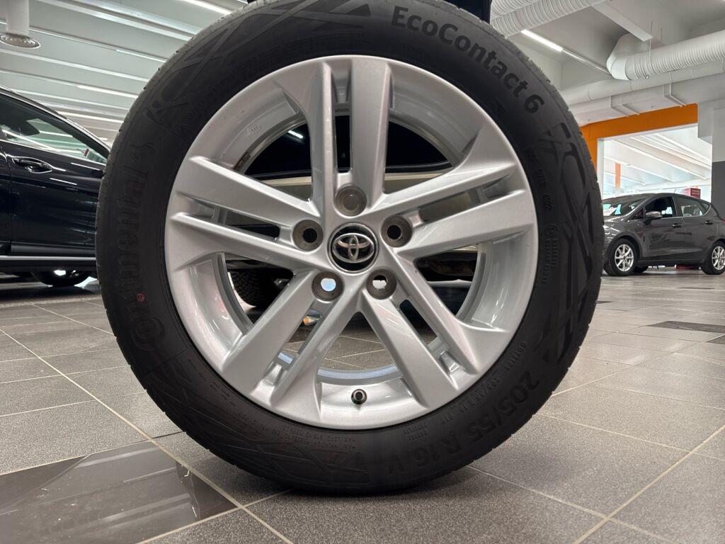 Toyota Corolla 2023 Ruskea (beige)