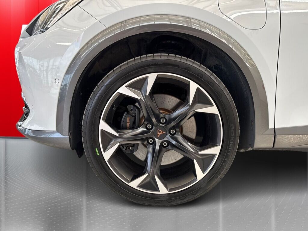 Cupra Formentor 2023 Metalli valkoinen(Nacada White)