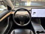 Tesla Model 3 2021 Valkoinen